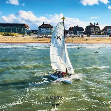 Apartment Luxurious Design Apartment With Full Frontal Sea View Ref J00761