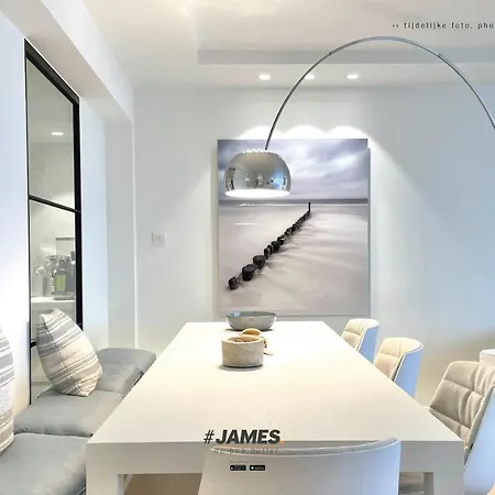 Luxurious Design Apartment With Full Frontal Sea View Ref J00761 *